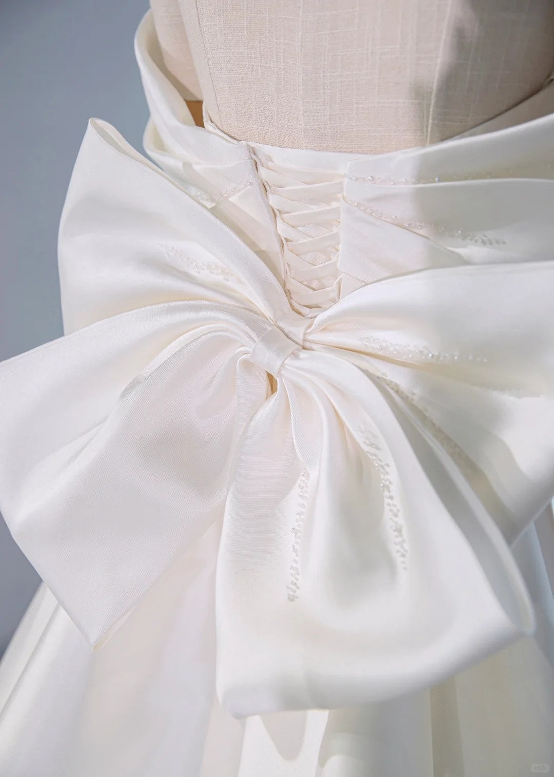 Stunning Ruched Off-Shoulder Big Bow Accent Bridal Dress Alluring Beading Lace-Up Back A-Line Wedding Dress AP2166