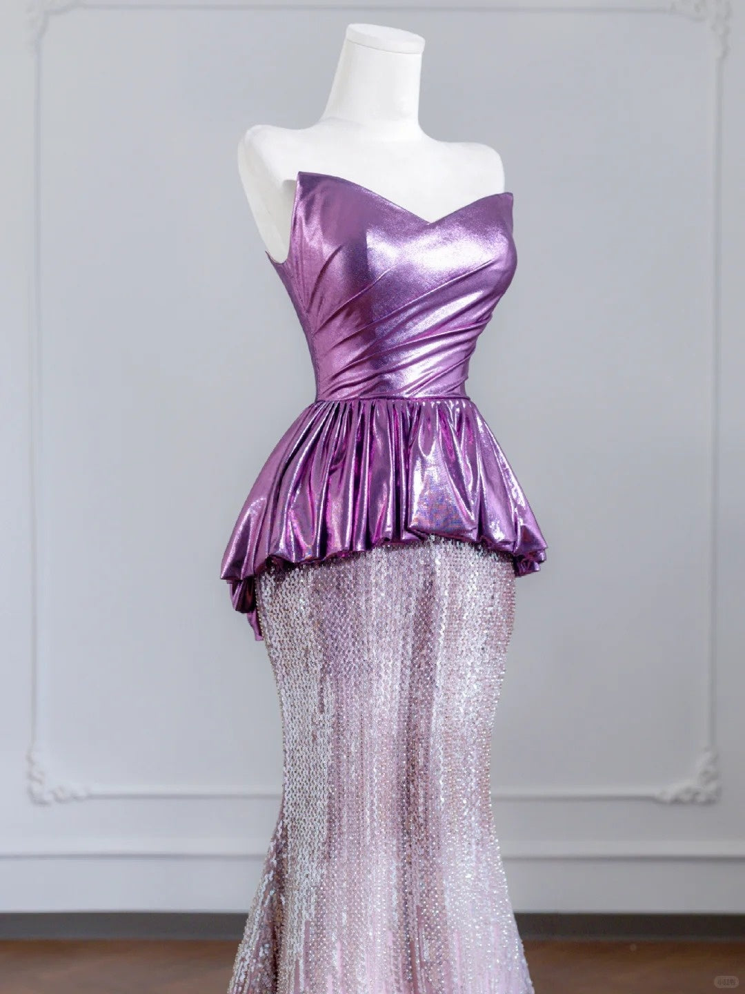 Dazzling Strapless Purple Mermaid Ruffles Peplum Tulle Sequins Hem Prom Dress AP2243