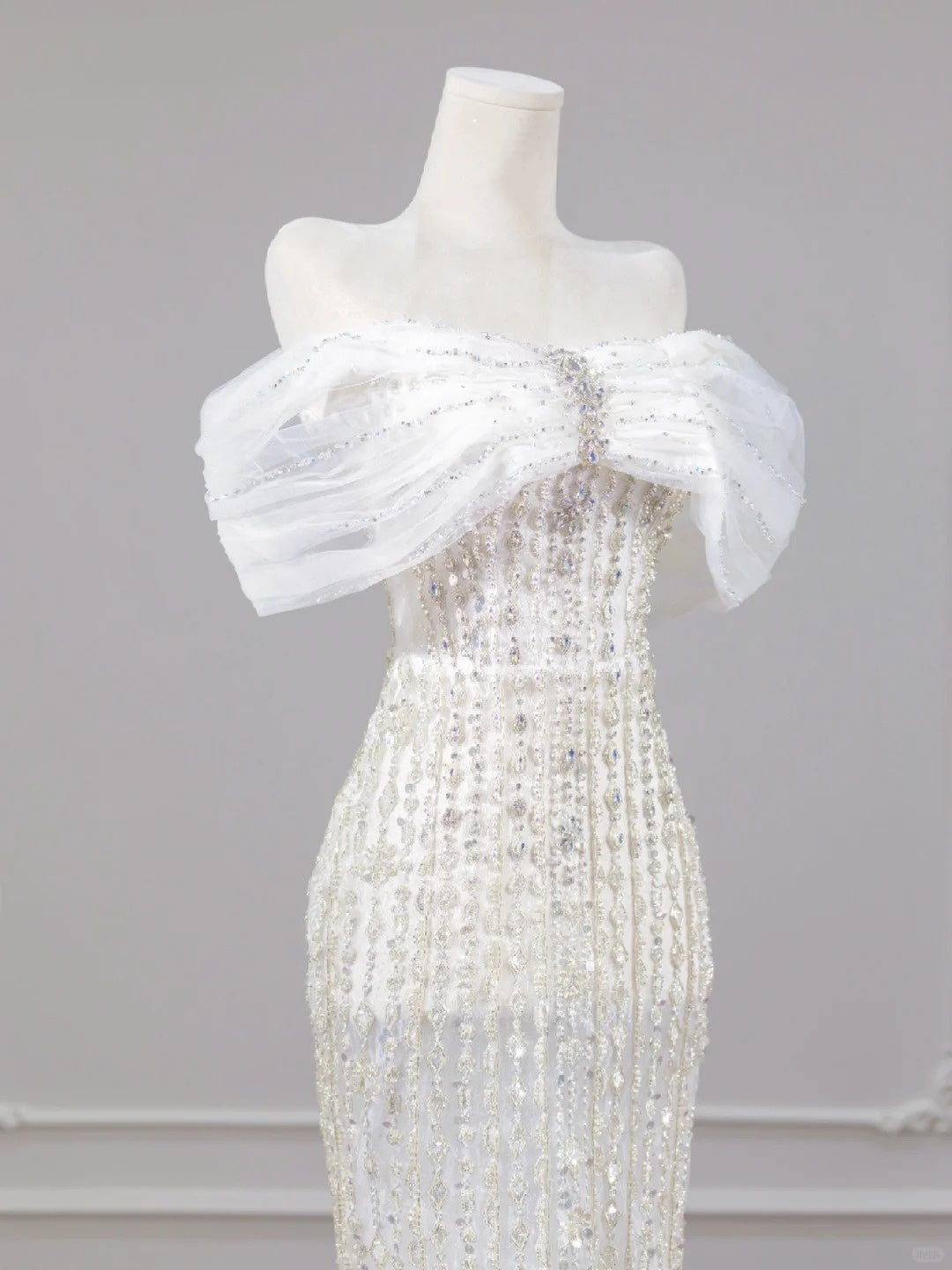 Gorgeous Mesh Off-Shoulder Beading Mermaid Glittering Crystals Prom Dress AP2256