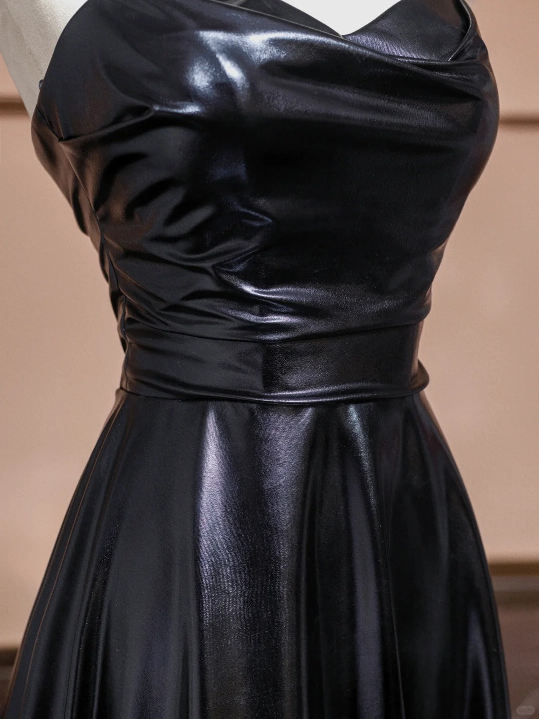 Sexy Strapless A-Line Evening Gowns Black Floor Length Prom Dress AP2315