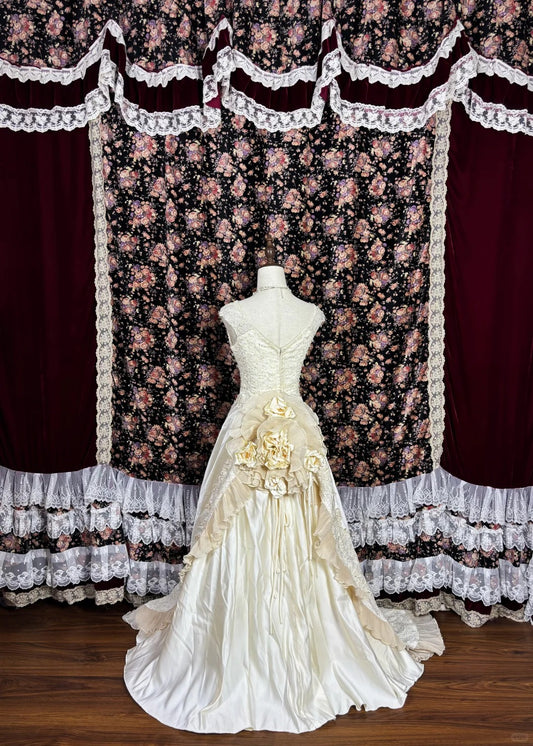 Vintage A-Line Sweetheart Neck Evening Gowns Sequins Beading Crystals Handmade Flowers Prom Dress AP2436