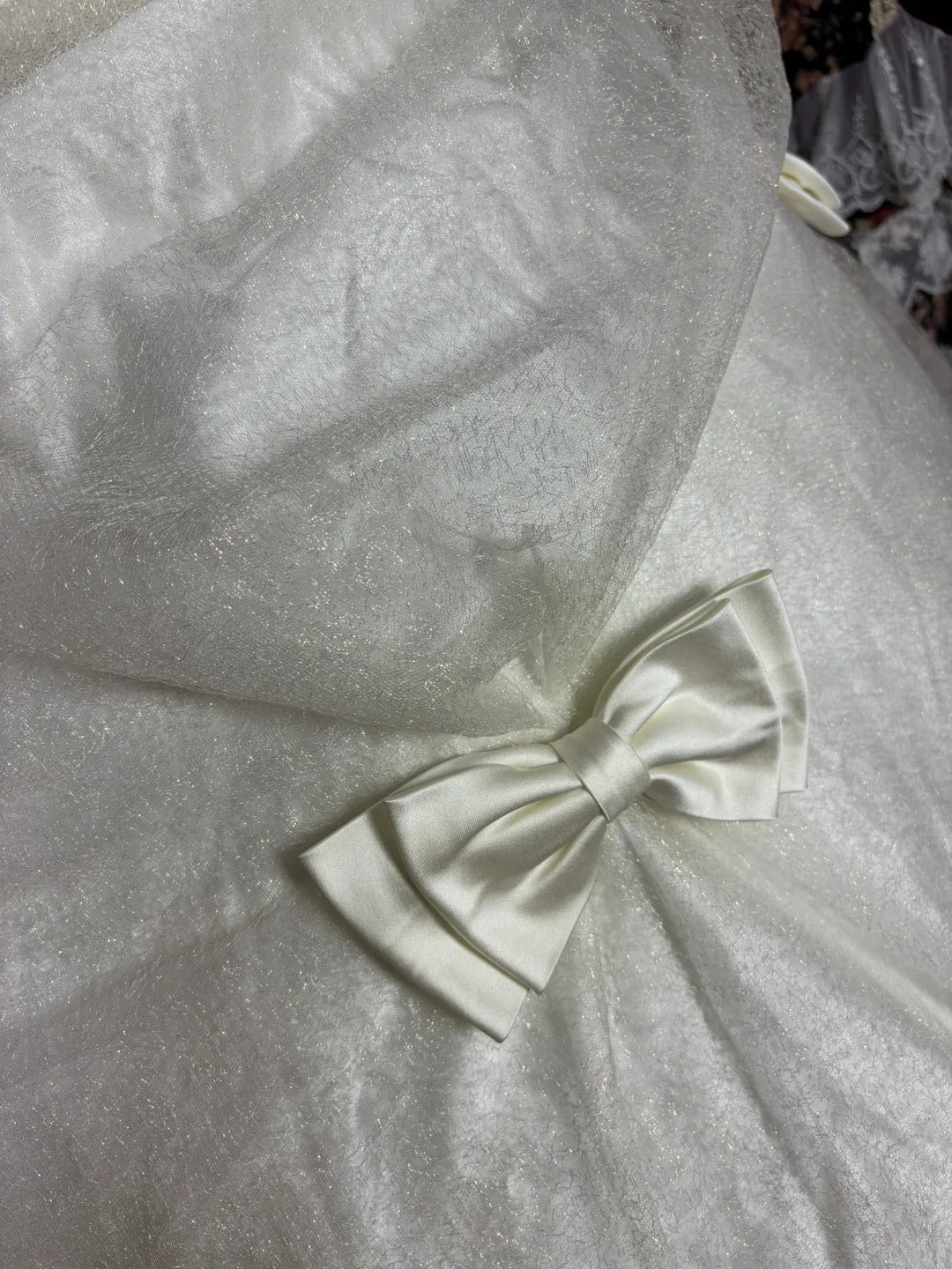 Fantastic A-Line Strapless Bridal Dresses Bow Tulle Beaded Wedding Dress AP2459