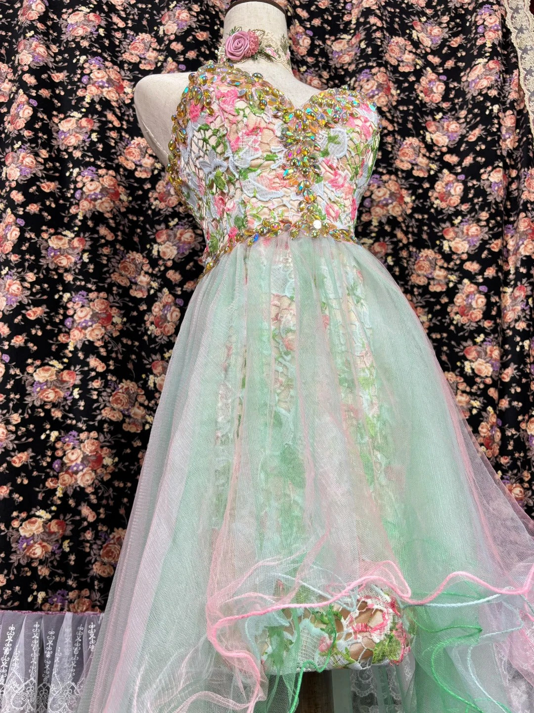 Ethereal A-Line Strapless Birthday Short Dresses Floral Texture Rhinestone Tulle Train Homecoming Dress AP2469