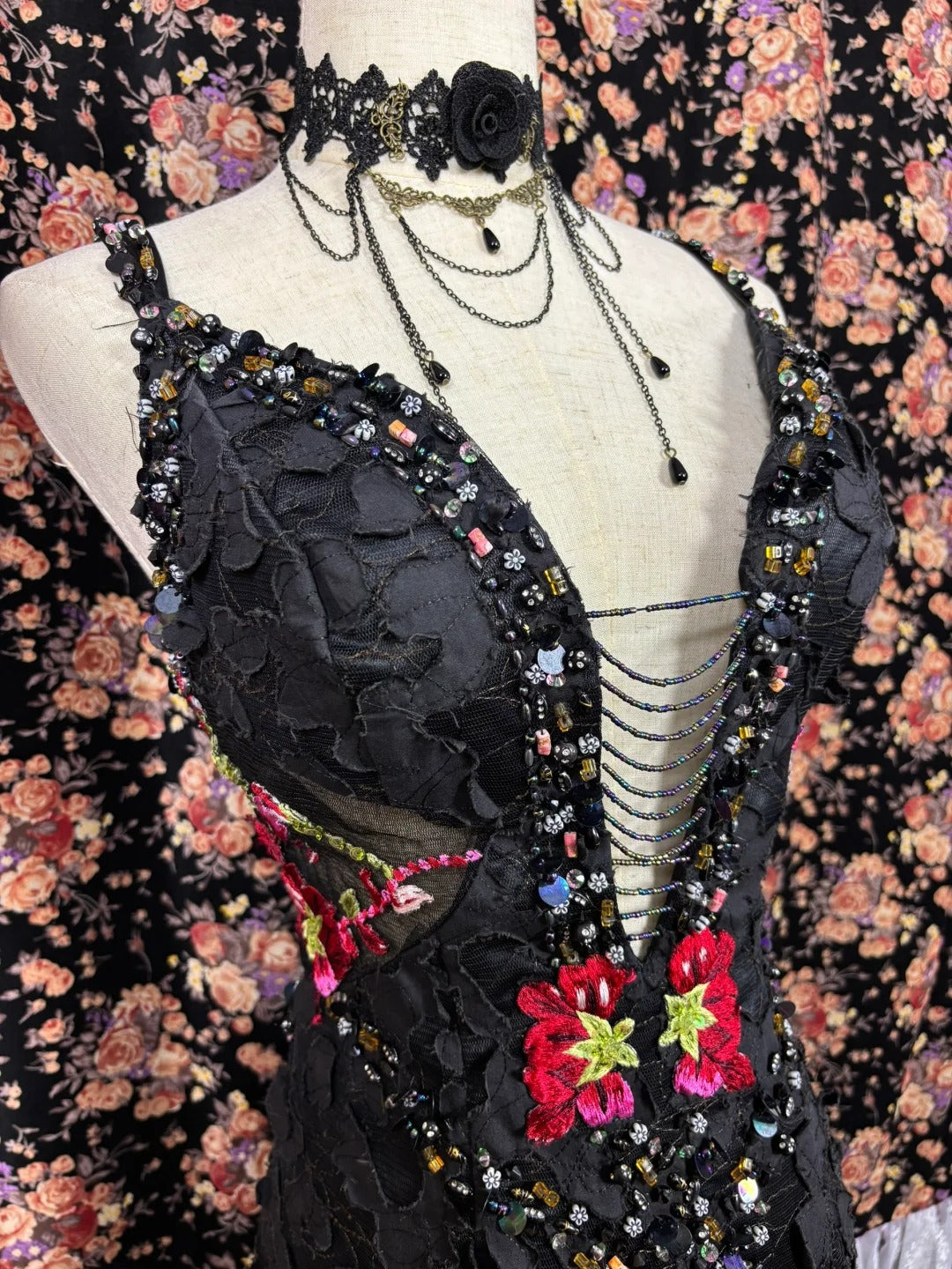 Dreamy Spaghetti Strap Black Evening Gowns Mermaid Sequins Beading Crystals Appliques Prom Dress AP2483