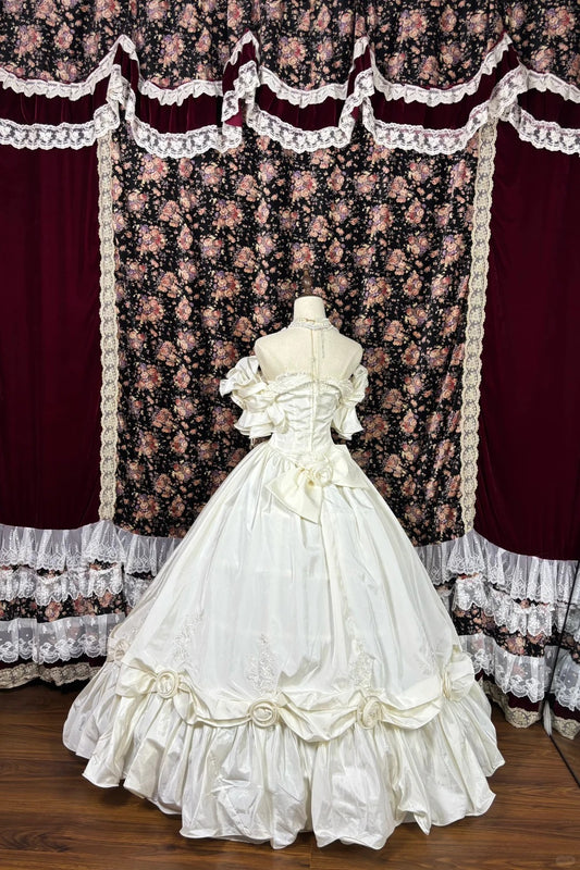 French Style Off-Shoulder A-Line Formal Dresses Handmade Flowers Beading Sequins Appliques Long Prom Dress AP2519