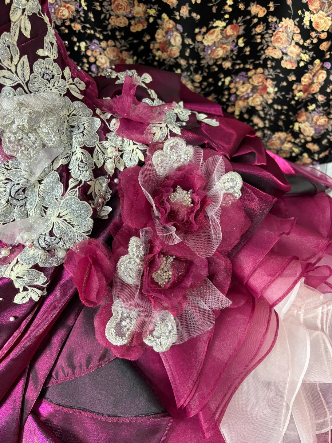 Alluring Strapless A-Line Evening Dresses Ruffled Tulle Handmade Flowers Beading Applique Sequins Prom Dress AP2538