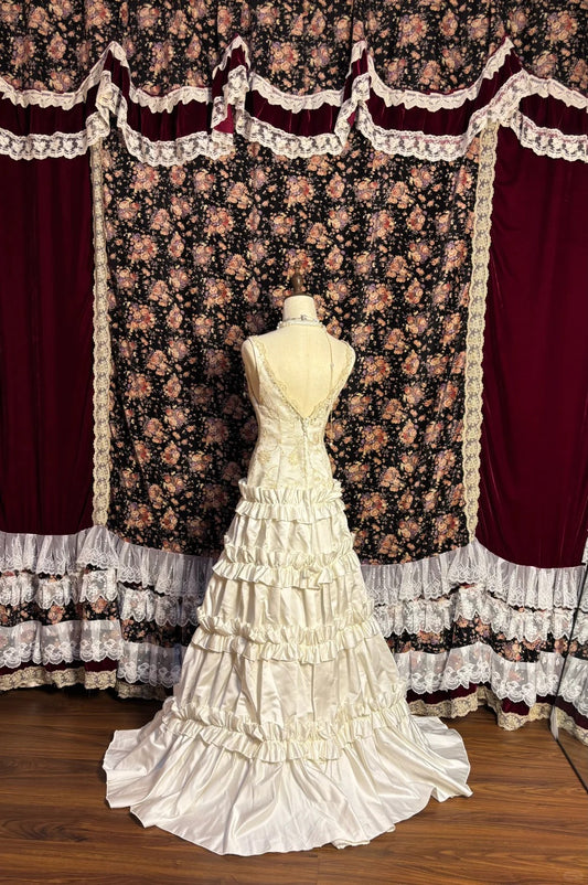 Backless Spaghetti Strap A-Line Sequins Beaded Applique Prom Dress AP2577