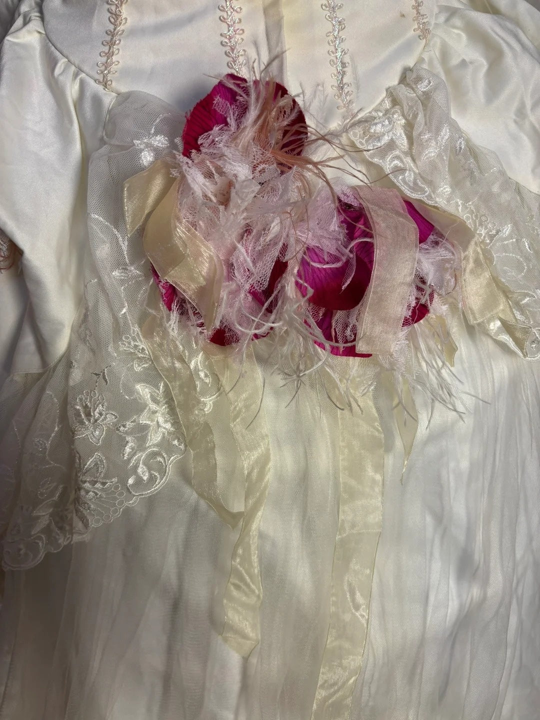 Luxury Off-Shoulder A-Line Formal Dresses Handmade Flowers Feather Prom Dress AP2594