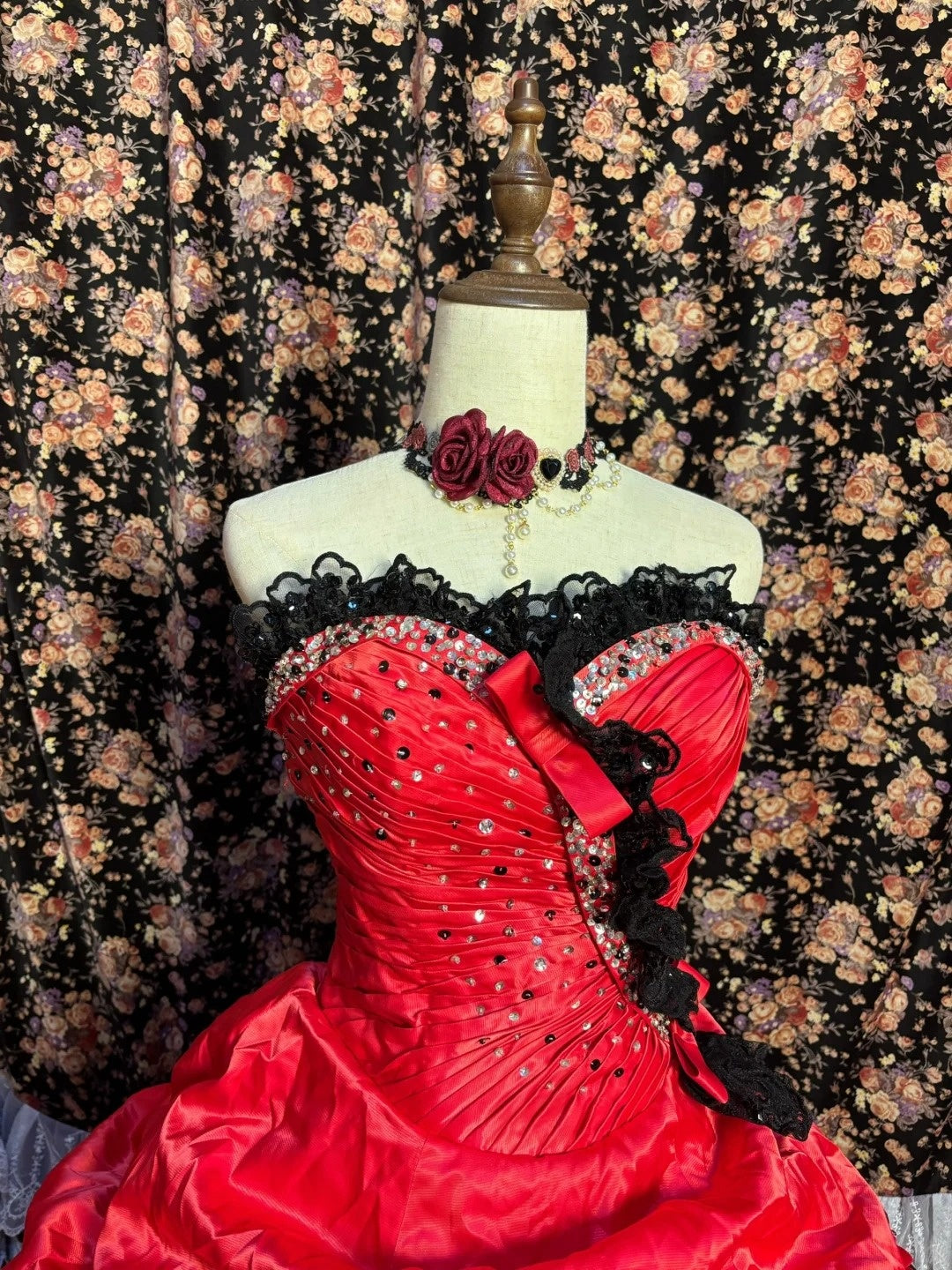 Romantic Red A-Line Strapless Evening Gowns Crystals Beaded Sequins Bow Prom Dress AP2621