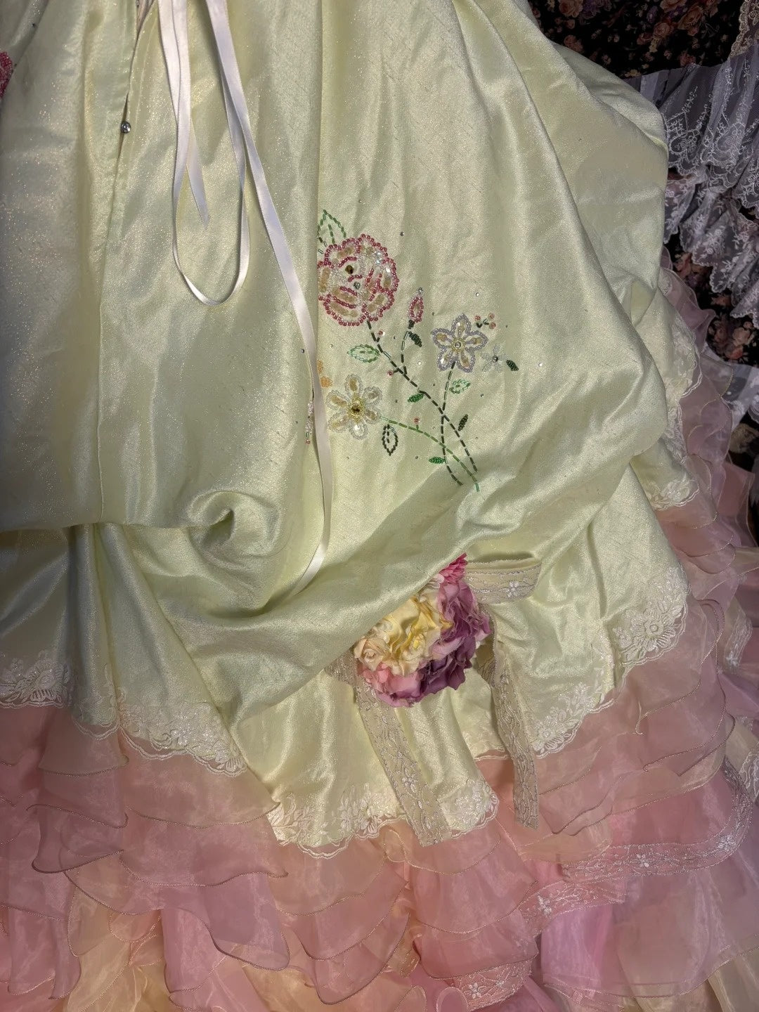 Artistic Strapless A-Line Evening Dresses Sequins Beading Handmade Flowers Bow Prom Dress AP2634