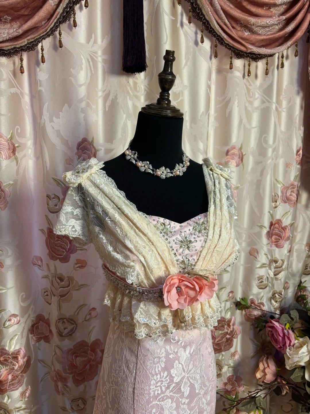 Charming Sweetheart Neck Mermaid Formal Dresses Lace Appliques Beading Sequins Crystals Prom Dress AP2649