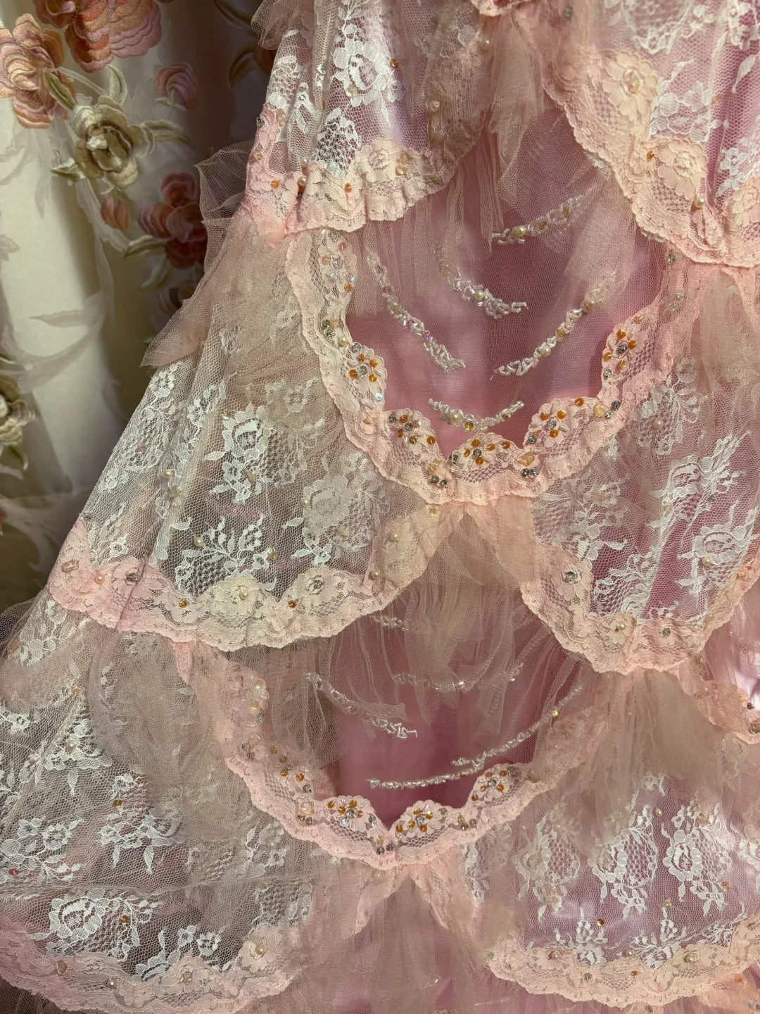 Alluring Spaghetti Strap Sheath Prom Dress Pink Lace Beaded Sequins Bow Formal Dresses AP2671