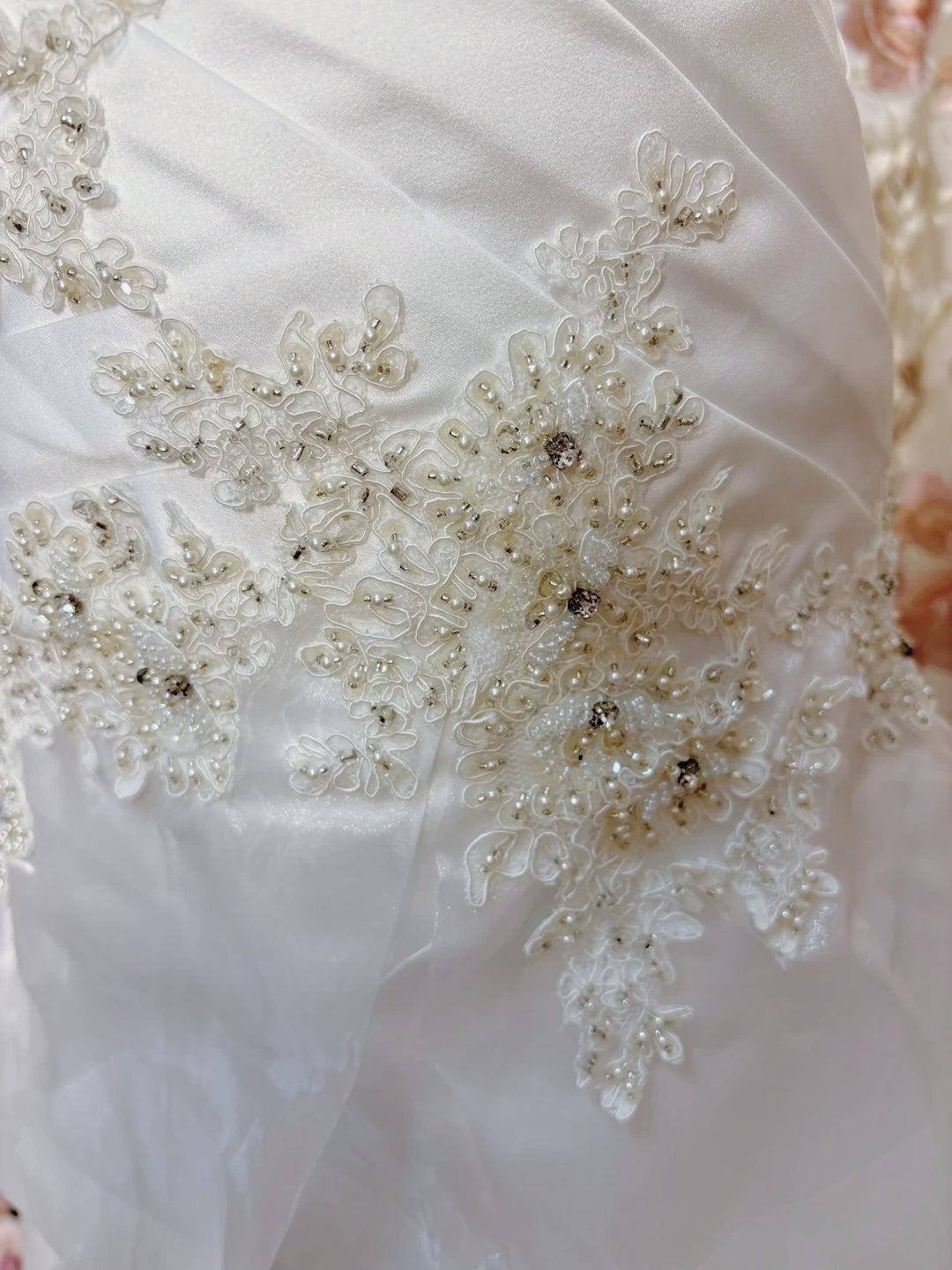 Sheen Mermaid Strapless Bridal Gowns Sequins Appliques Beading Tulle Wedding Dress AP2726