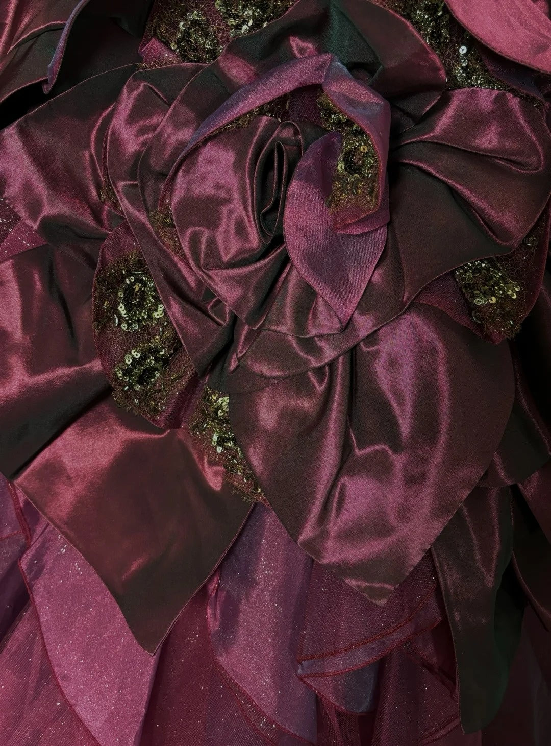 New A-Line Spaghetti Strap Prom Dress Beading Handmade Flowers Sequins Pleated Evening Gowns AP2751