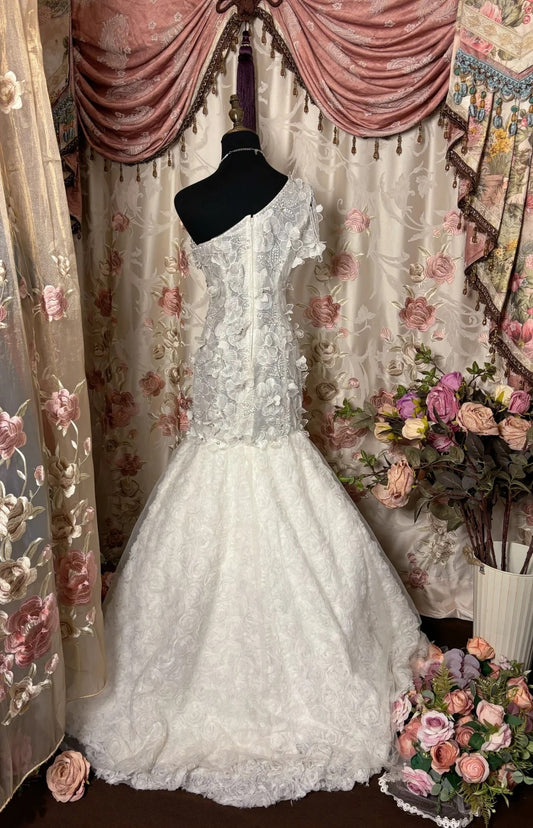 Attractive One-Shoulder Mermaid Bridal Gowns Beading Appliques Sequins 3D Floral Wedding Dress AP2754