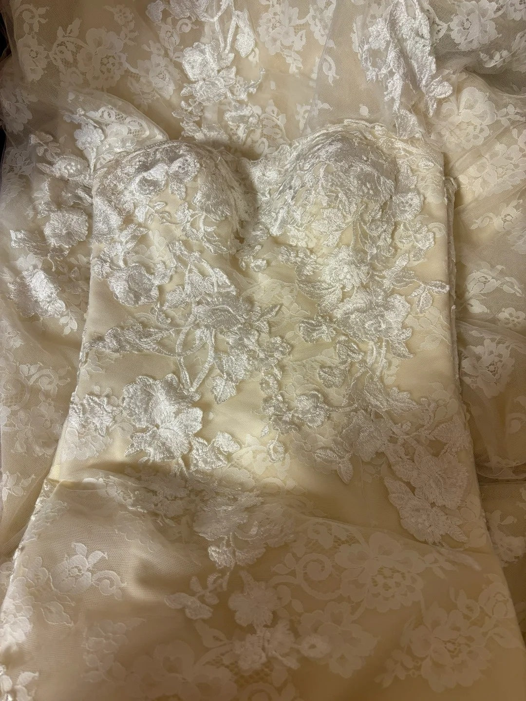 Minimalist Strapless Mermaid Bridal Gowns Lace Appliques Wedding Dress AP2771