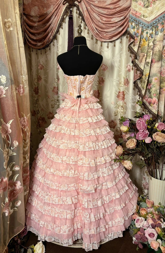 Luxurious A-Line Strapless Sweet 16th Dress Lace Sequins Tiered Prom Dress AP2876