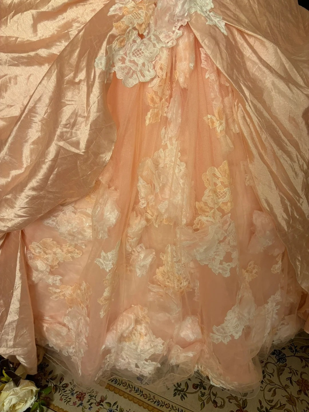 Charming A-Line Strapless Sweet 16th Gowns Lace Handmade Flower Tulle Prom Dress AP2902