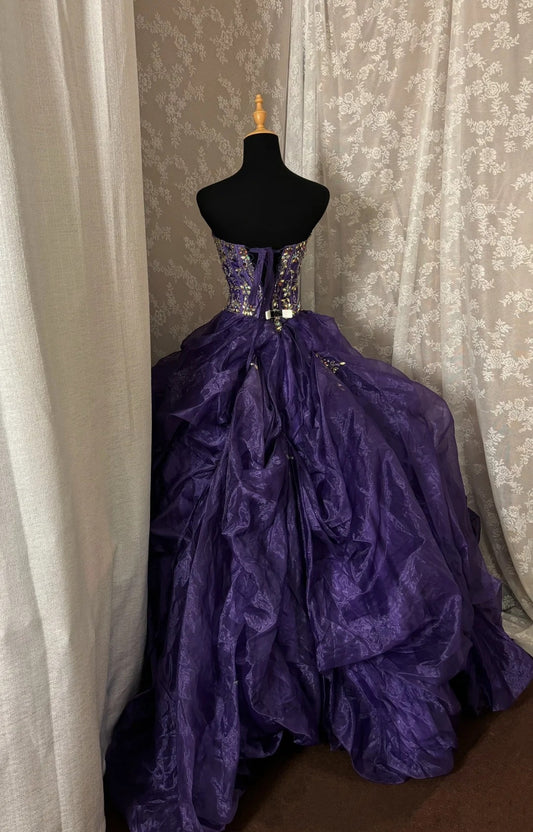 Fancy Sweetheart Neck A-Line Ball Gowns Crystals Sequins Purple Prom Dress AP2974