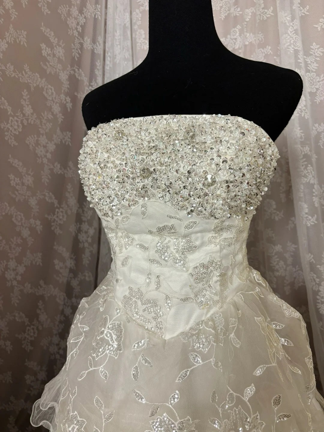 Fabulous A-Line Strapless Bridal Gowns Sequins Appliques Rhinestones Wedding Dress AP3032