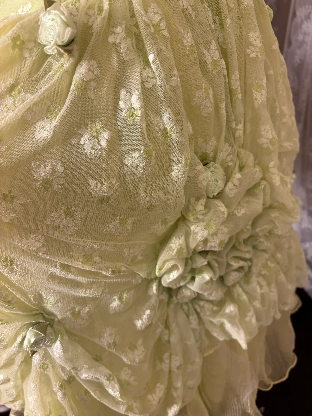 Sweet Strapless A-Line Birthday Gowns Appliques Handmade Flowers Tulle Homecoming Dress AP3040