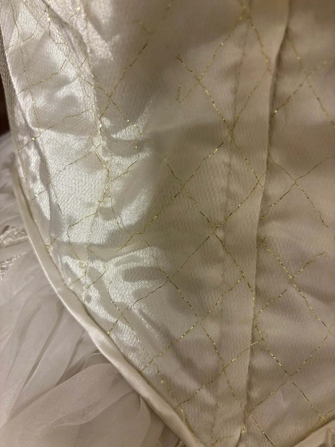 Cute Halter Neck A-Line Evening Gowns Appliques Sequins Handmade Flowers Ruffled Prom Dress AP3041