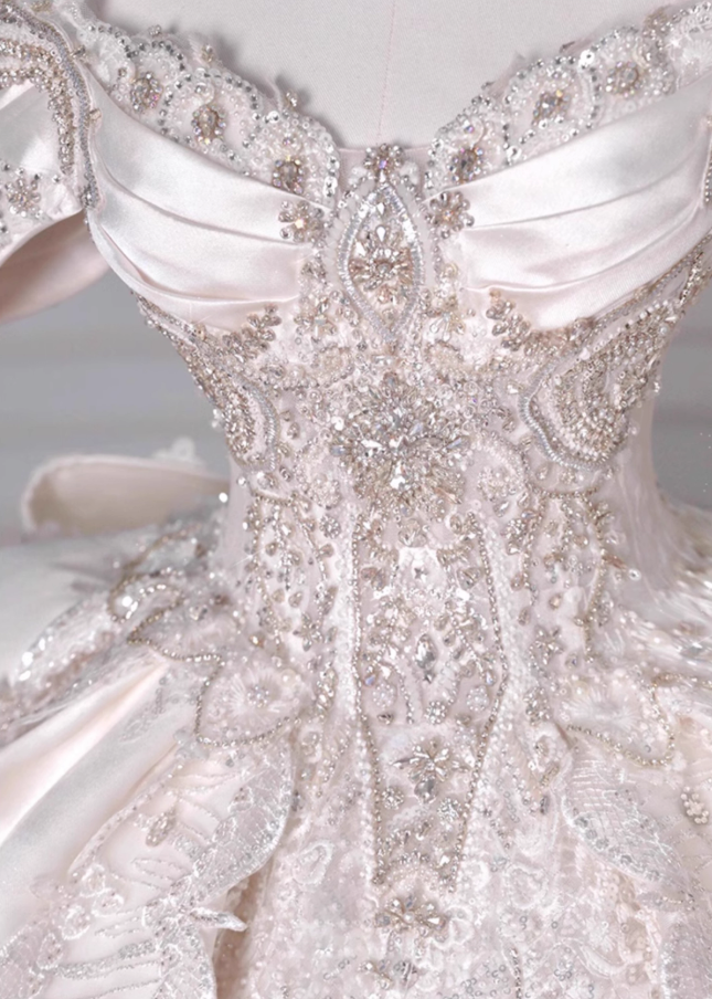 Luxurious A-Line Off-Shoulder Engagement Gowns Lace Beads Sequins Rhinestones Wedding Dress AP3143