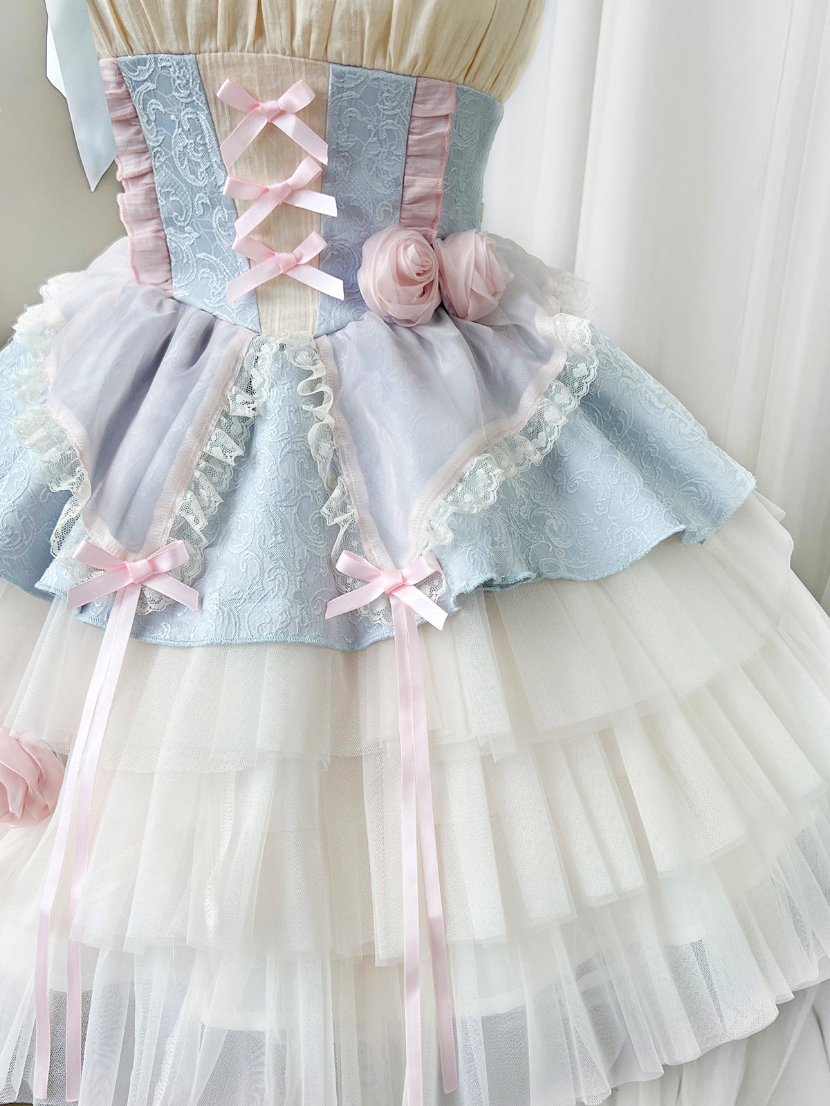 Attractive Spaghetti Straps A-Line Birthday Dress Appliques Bows Lace Tiered Tulle Homecoming Dress AP3233