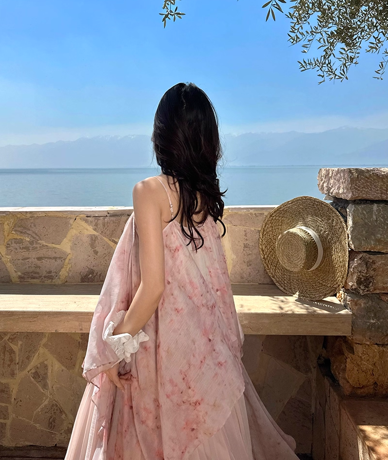 Fashionable A-Line Spaghetti Strap Maxi Dress Dreamy Pressed Pleated Tulle Floral Print Long Dress AP3436