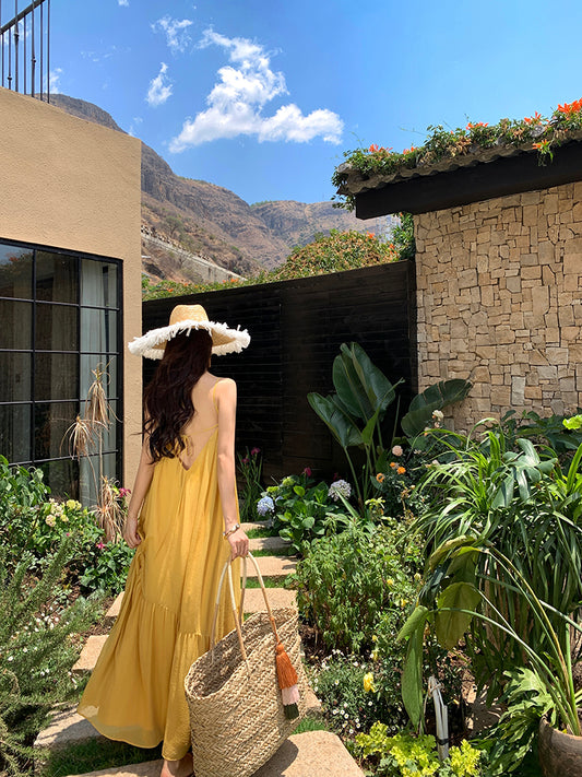 Minimalist A-Line Spaghetti Straps Flowy Maxi Dress Loose Fit Yellow Backless Long Dress AP3512