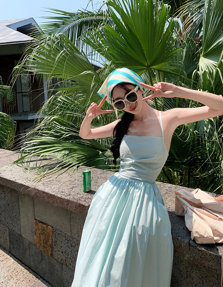 Chic A-Line Spaghetti Straps Simple Maxi Dress With Pocket Vibrant Crisscross Back Everyday Wear Long Dress AP3526