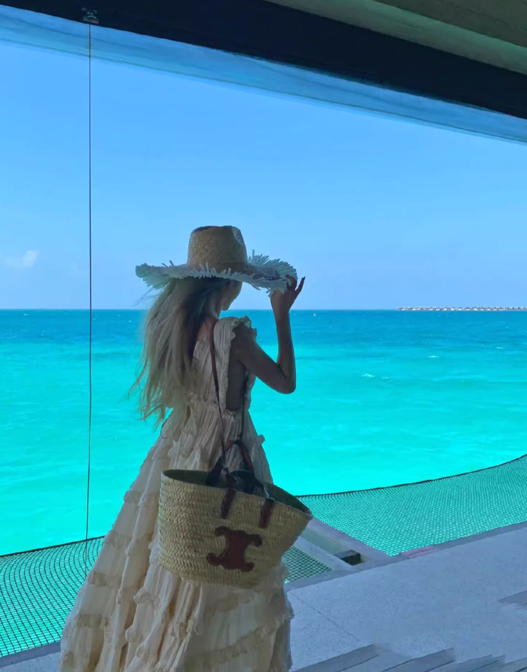 Wonderful V Neck A-Line Sleeveless Maxi Dress Dreamy Ruffles Tiered Hem Vacays Outfit Long Dress AP3535