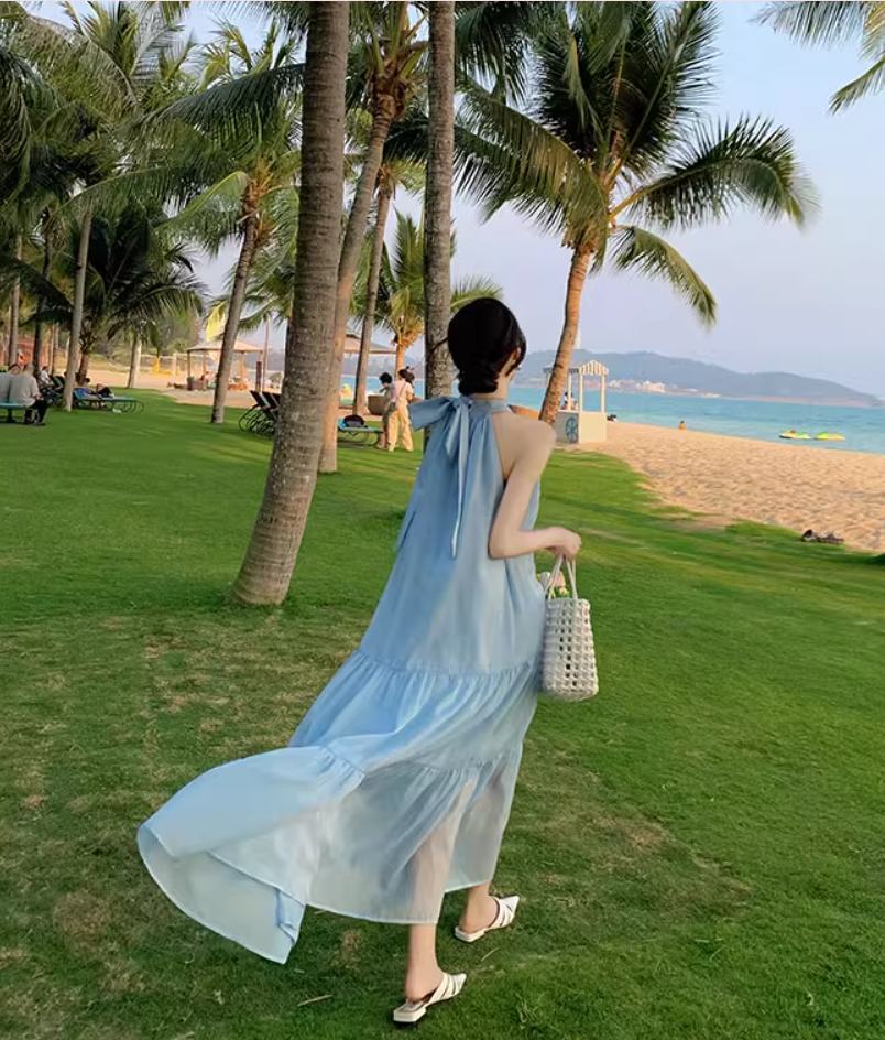 Luxury A-Line Flowy Blue Evening Maxi Dress Graceful Jewel Neck Tiered Hem Loose Fit Halter Long Dress AP3592