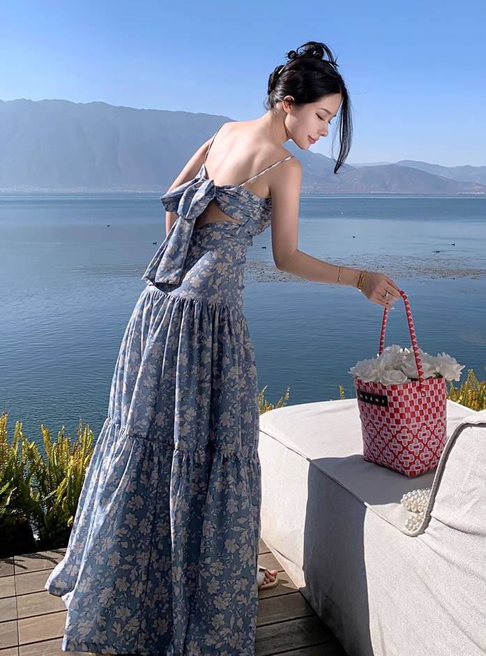 Fabulous A-Line Bow-Know Cutout Maxi Dress Vogue Floral Print Spaghetti Straps Cinched Bodice Long Dress AP3595