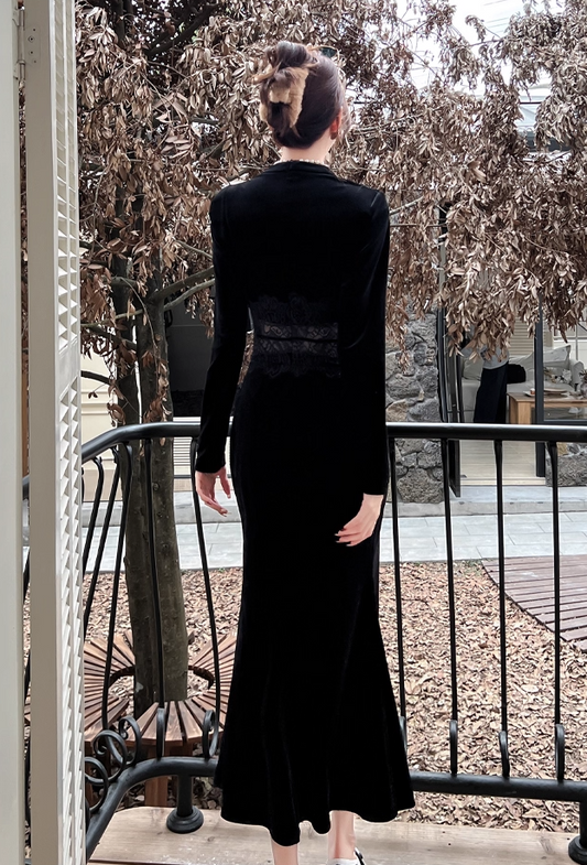 Everyday Wear Square Neck Velvet Black Maxi Dress French-Inspired Long Sleeve Lace Splicing Mermaid Long Dress AP3737