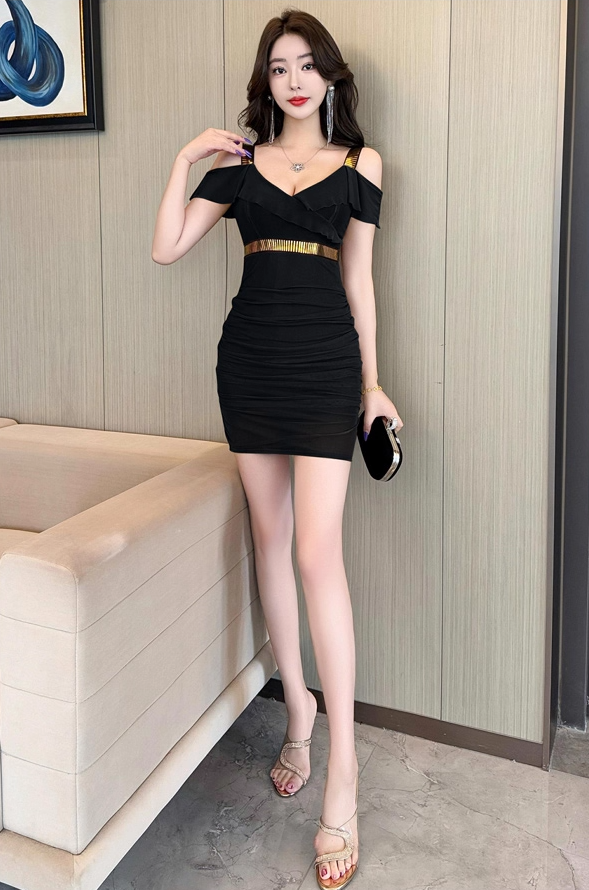 Glamorous Bodycon Ruffles Trim Black Mini Skirt Chic Sequins Design Off-Shoulder Short Dress AP3768