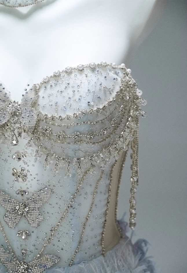 Luxury Off-Shoulder A-Line Evening Gowns Bling Sequins Beading Crystals Ruffles Prom Dress AP3884