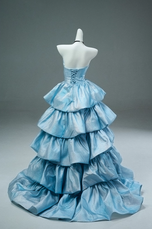 Stunning A-Line Strapless Sweet 16th Gowns Stylish Beads Tiered Prom Dress AP3900