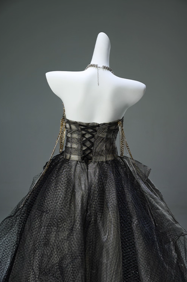 Unique Off-Shoulder A-Line Sweet 16th Gowns Gothic-Style Chain Crystals Tulle Prom Dress AP3902