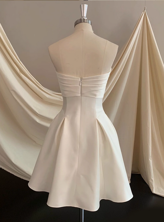 New Tendency Strapless A-Line Birthday Dress Casual Satin Handmade Flower Cutout Homecoming Dress AP3931