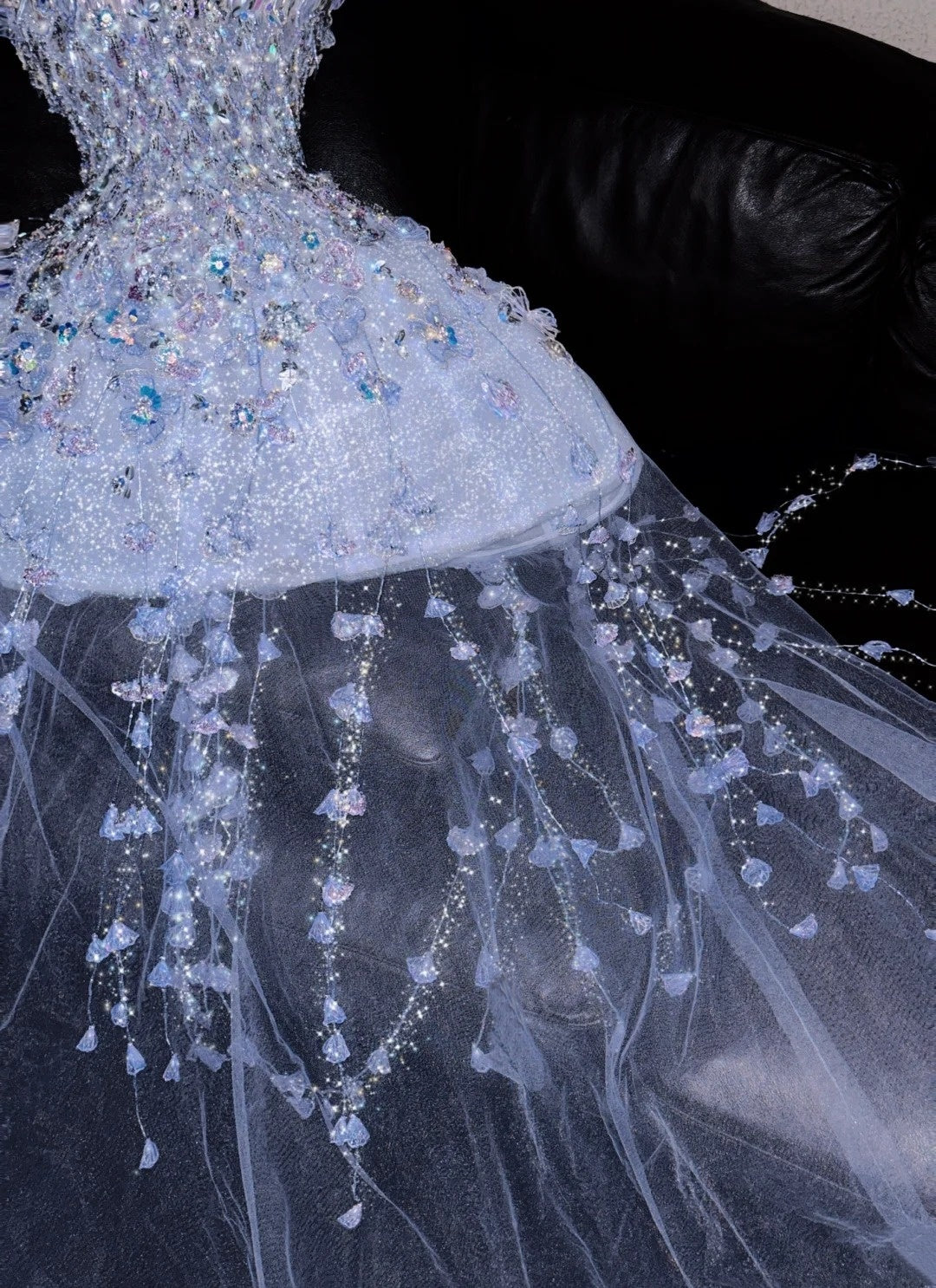 Beautiful Halter Neck A-Line Splicing Tulle Birthday Gowns Sequins Appliques Crystals Homecoming Dress AP4423