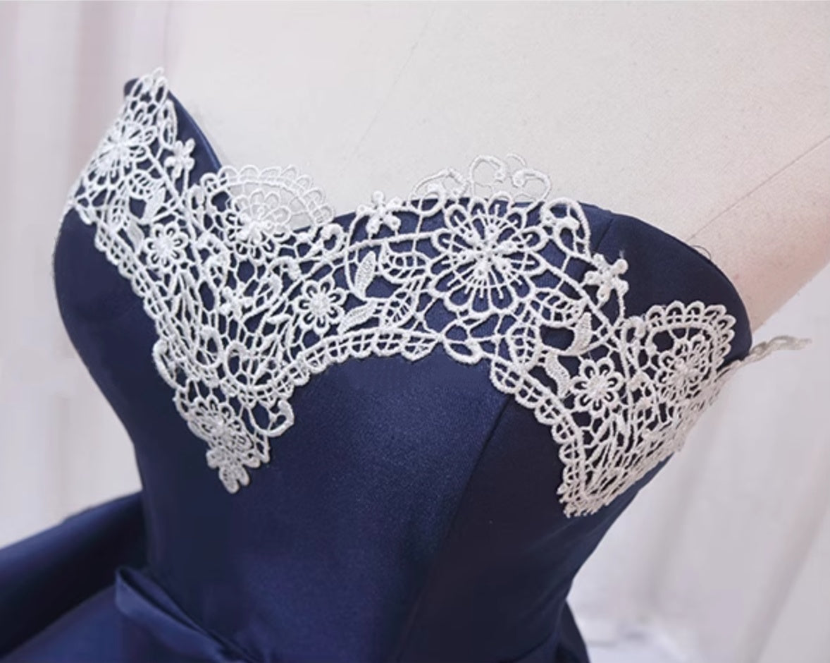 Modern Strapless Sheath Birthday Gowns Appliques Ruffles Homecoming Dress AP4480