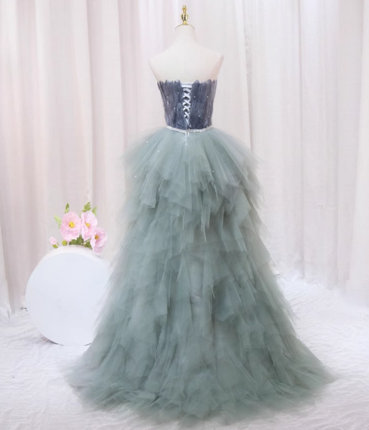 Glittering A-Line Strapless Birthday Gowns Feather Beading Sequins Tiered Tulle Homecoming Dress AP4551