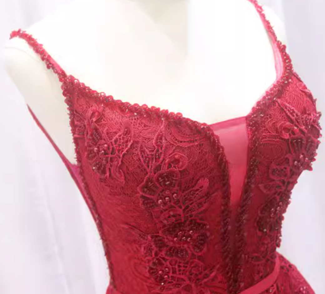 Charming Red A-Line Spaghetti Strap Sweet 16th Evening Dresses Sequins Lace Beading Jacquard Prom Dress AP4682