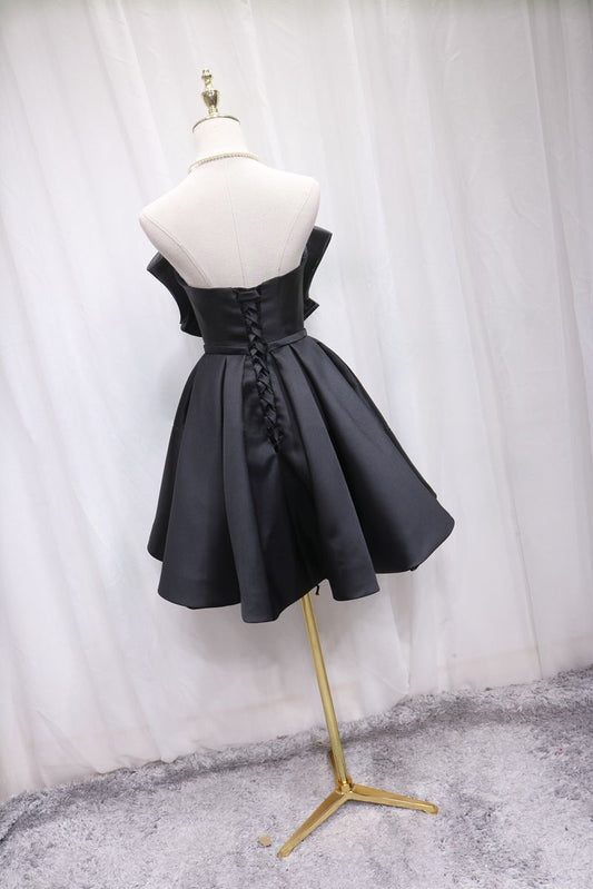 Modern A-Line Strapless Birthday Dresses Big Bows Black Satin Homecoming Dress AP4696