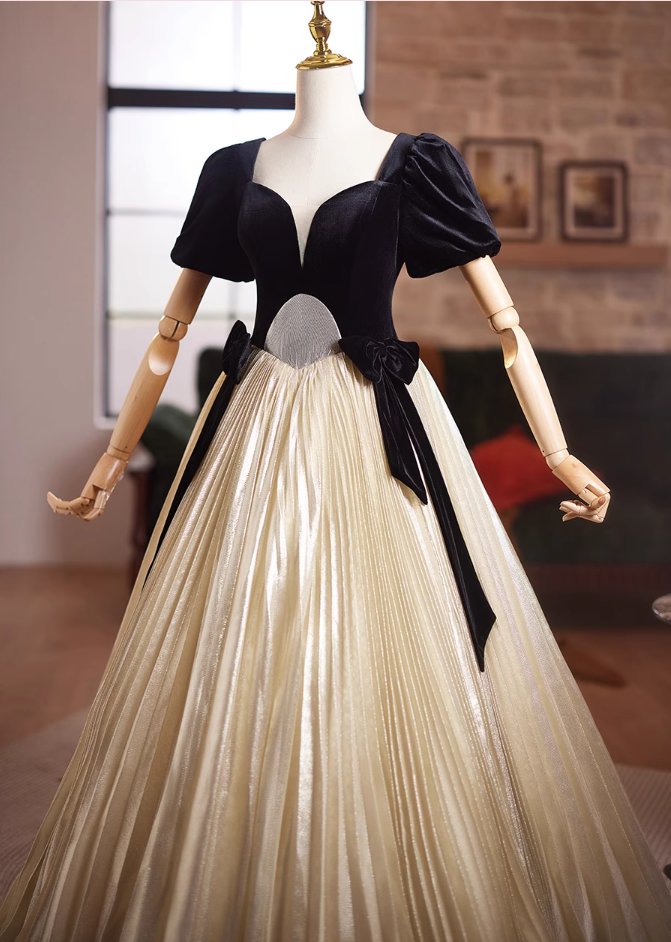 Luxurious Sweetheart Neck A-Line Pleated Sweet 16th Gowns Bows Velvet Short Sleeve Prom Dress AP5028