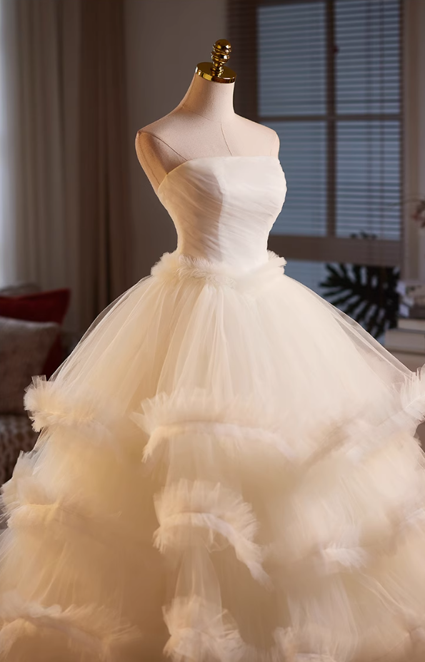 Attractive Strapless A-Line Sweet 16th Gowns Tiered Tulle Prom Dress AP5062
