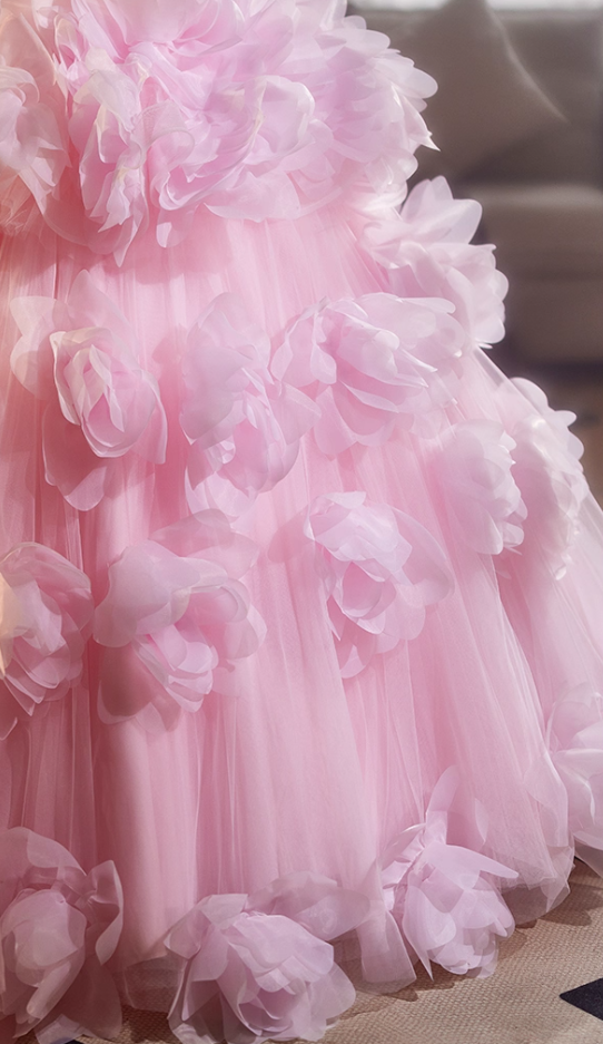Voluminous Strapless A-Line Sweet 16th Gowns Handmade Flowers Pink Tulle Prom Dress AP5112