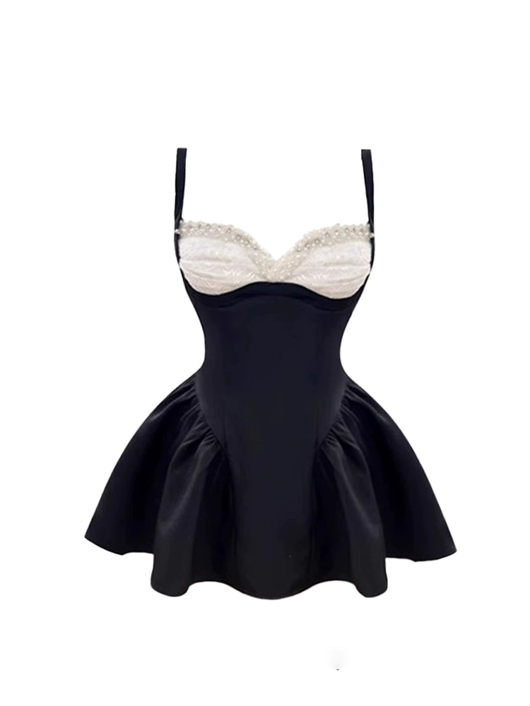 Graceful Lace Trim Bust Spaghetti Strap Mini Skirt Chic Black-Cream Color-Block A-Line Short Dress AP5178