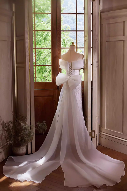 Ornate Off-Shoulder Mermaid Bridal Gowns Appliques Sequins Tulle Wedding Dress AP5431